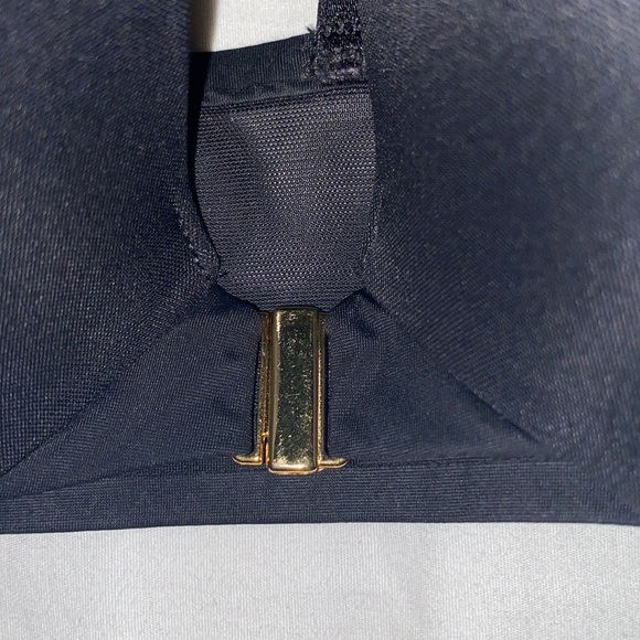 Victoria’s Secret Love bra - Picture 3 of 8